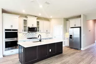 3626 Savanna Palms Ct, Bradenton, FL 34211 - Photo 5