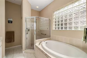 613 Misty Pine Dr, Venice, FL 34292 - Photo 27