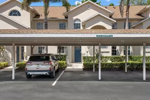 4275 Castlebridge Ln, Sarasota, FL 34238 - Photo 3