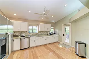 246 Laurel Hollow Dr, Nokomis, FL 34275 - Photo 27