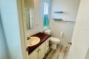 2305 Bay Dr, Bradenton, FL 34207 - Photo 13