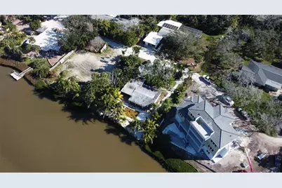 8534 Heron Lagoon Circle, Sarasota, FL 34242 - Photo 5