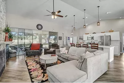 4427 Highland Oaks Circle, Sarasota, FL 34235 - Photo 11