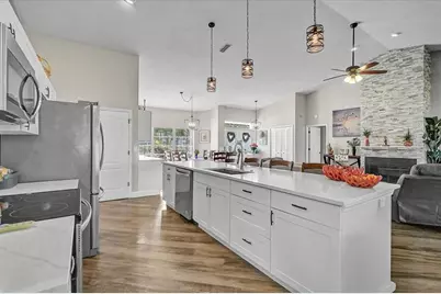 4427 Highland Oaks Circle, Sarasota, FL 34235 - Photo 7