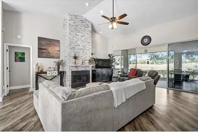 4427 Highland Oaks Circle, Sarasota, FL 34235 - Photo 13