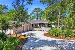 5935 River Forest Cir, Bradenton, FL 34203 - Photo 3