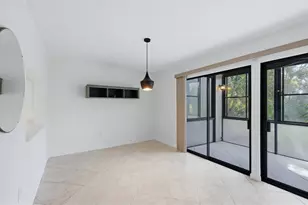 135 Woodland Pl, Osprey, FL 34229 - Photo 9