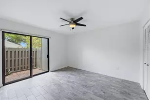 135 Woodland Pl, Osprey, FL 34229 - Photo 21