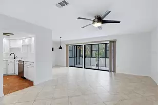 135 Woodland Pl, Osprey, FL 34229 - Photo 5