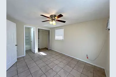 255 Pineapple Street #3, Englewood, FL 34223 - Photo 5