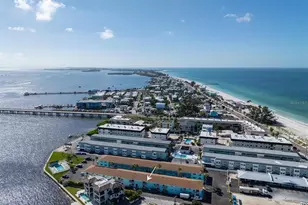 117 7th St N, Bradenton Beach, FL 34217 - Photo 35