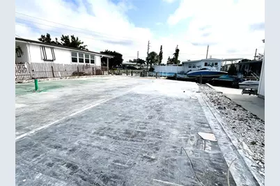 6905 W Bayou Lane, Bradenton, FL 34207 - Photo 7