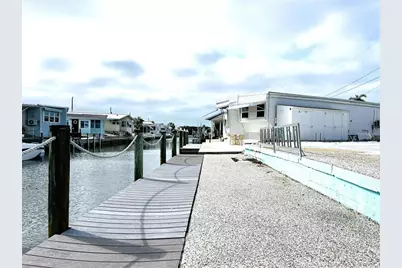 6905 W Bayou Lane, Bradenton, FL 34207 - Photo 1