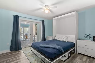 704 Tropical Circle, Sarasota, FL 34242 - Photo 25