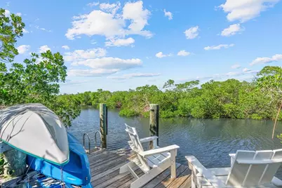 704 Tropical Circle, Sarasota, FL 34242 - Photo 39