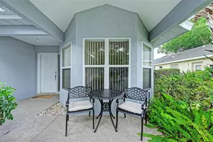 4916 Linsey Ct, Sarasota, FL 34243 - Photo 3