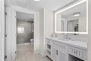 230 Sands Point Rd, Longboat Key, FL 34228 - Photo 23