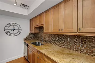 1990 Main St, Sarasota, FL 34236 - Photo 19