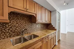 1990 Main St, Sarasota, FL 34236 - Photo 17