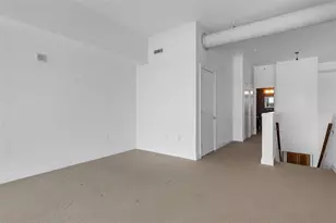 1990 Main St, Sarasota, FL 34236 - Photo 29