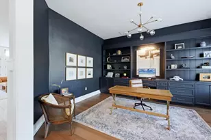 1686 North Dr, Sarasota, FL 34239 - Photo 17