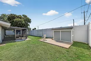 2806 Upper Tangelo Dr, Sarasota, FL 34239 - Photo 29