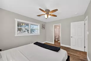 2806 Upper Tangelo Dr, Sarasota, FL 34239 - Photo 21