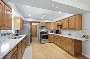 2456 Arden Dr, Sarasota, FL 34232 - Photo 11