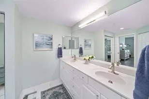 7667 Sweetbay Cir, Bradenton, FL 34203 - Photo 23