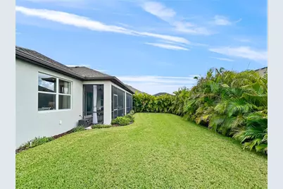 12022 Goldenrod Avenue, Bradenton, FL 34212 - Photo 7