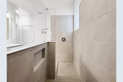 12022 Goldenrod Avenue, Bradenton, FL 34212 - Photo 35