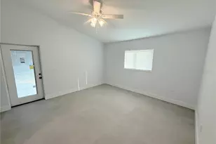 1013 3rd St W, Bradenton, FL 34205 - Photo 13