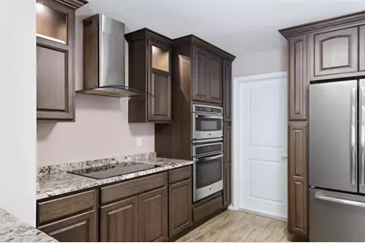 6538 Bluewater Avenue, Sarasota, FL 34231 - Photo 13