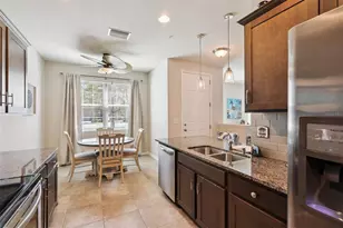 8382 Enclave Way, Sarasota, FL 34243 - Photo 5
