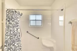 305 47th Ave Dr W, Bradenton, FL 34207 - Photo 17