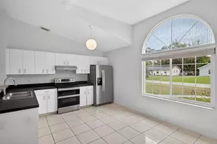 18322 Eblis Ave, Port Charlotte, FL 33948 - Photo 9