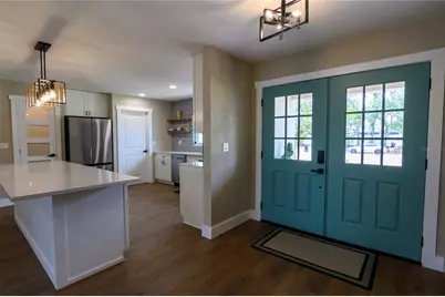 8808 44th Avenue Drive W, Bradenton, FL 34210 - Photo 3