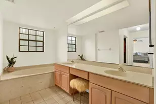 11419 Donneymoor Dr, Riverview, FL 33569 - Photo 17