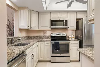 1100 Capri Isles Boulevard #325, Venice, FL 34292 - Photo 11