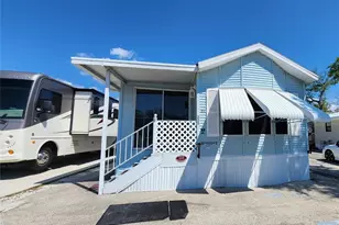 3300 26th Ave E, Bradenton, FL 34208 - Photo 1