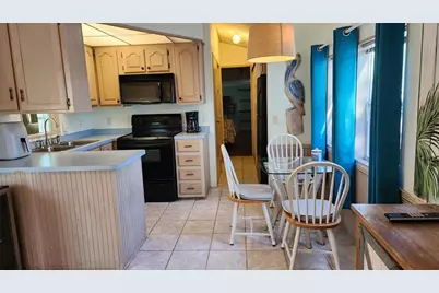 3300 26th Avenue E #225, Bradenton, FL 34208 - Photo 5