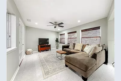 916 87th Street NW, Bradenton, FL 34209 - Photo 9