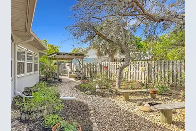 916 87th Street NW, Bradenton, FL 34209 - Photo 43