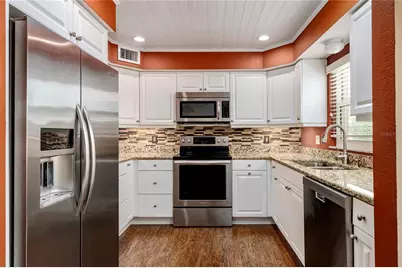 7001 Place De La Paix #2A, South Pasadena, FL 33707 - Photo 5