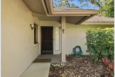 3351 Thornwood Road #3351, Sarasota, FL 34231 - Photo 3