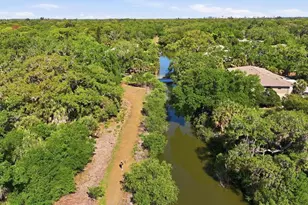 3351 Thornwood Rd, Sarasota, FL 34231 - Photo 53
