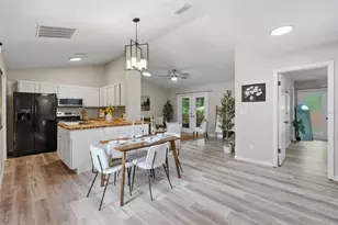 4019 NW 17 Terrace, Gainesville, FL 32605 - Photo 3