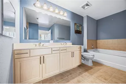 1064 N Tamiami Trail #1406, Sarasota, FL 34236 - Photo 11