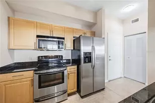 1064 N Tamiami Trl, Sarasota, FL 34236 - Photo 9