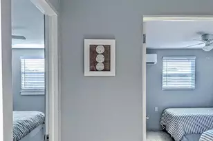 191 E Wentworth St, Englewood, FL 34223 - Photo 11